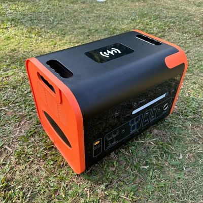 2200W εξωτερική κινητή τροφοδοσία με 220V εύρος διακύμανσης τάσης εξόδου και απόδοση
