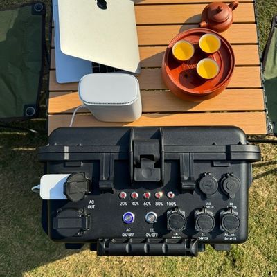 48kg Ηλιακή ενέργεια 5000W φορητό σταθμό ηλεκτρικής ενέργειας για εξωτερική κατασκήνωση προσαρμογή