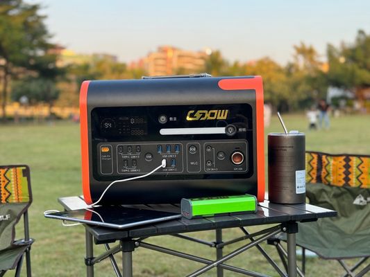 Ηλιακή γεννήτρια 2200W για οικιακές συσκευές Εφεδρική εξωτερική έκτακτη ανάγκη Περίπου 25kg
