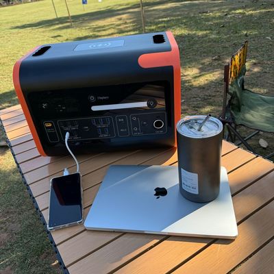 Αντιστροφέας καθαρό κύμα sinus 2200W εξωτερικό φορητό σταθμό ηλεκτρικής ενέργειας για την αποθήκευση ηλιακής ενέργειας στο σπίτι