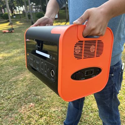 AT22 220V φορητή ισχύς 2200W κορυφή 4400W μπαταρία λιθίου για κατασκήνωση και έκτακτες ανάγκες