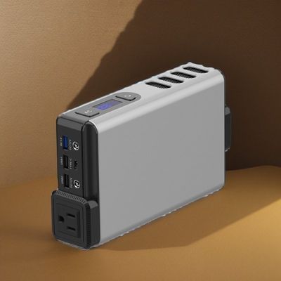 Ανακυκλώσιμο φορητό ηλιακό ηλεκτροπαραγωγό AC 150W 2200W DC USB εξόδους