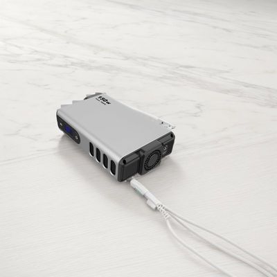 32000mAh φορητό σταθμό ηλεκτρικής ενέργειας ιόντων λιθίου 150W έξοδος 220V AC 50Hz/60Hz προσαρμογή