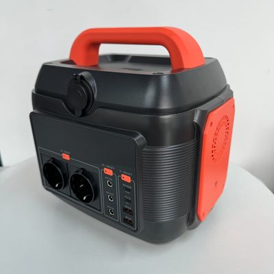 600W εξωτερικό αποσυναρμολογητέο πακέτο μπαταρίας λιθίου επαναφορτιζόμενη ηλιακή γεννήτρια AC-DC τύπου C εφεδρικό σταθμό ηλεκτρικής ενέργειας