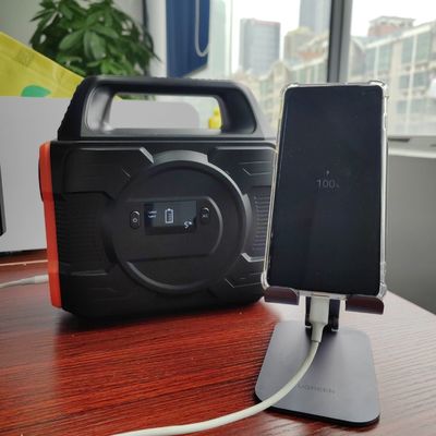 Ανακυκλώσιμος ηλιακός γεννήτης 300W για οικιακό φωτισμό έκτακτης ανάγκης και φόρτιση κινητών τηλεφώνων