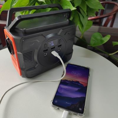 1.6kg Ελαφρύ και φορητό ηλιακό ηλεκτροπαραγωγό 200W Power Bank για προσαρμογή