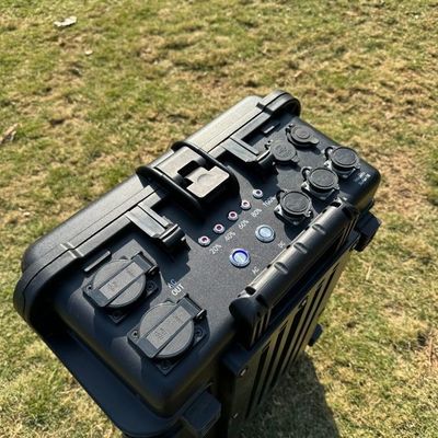 LT-40 LiFePO4 4000W φορητός ηλιακός γεννήτης για ηλεκτρικό σταθμό σπιτιού / κατασκηνώματος 110V/220V