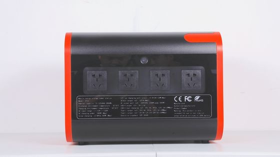 Συστήματα αποθήκευσης ηλιακής ενέργειας 2200W 2048wh Φορητό σταθμό ηλεκτρικής ενέργειας για υπαίθρια κάμπινγκ