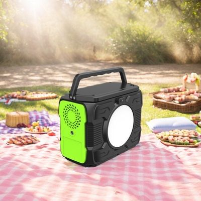 Νότια Αμερική 200W Αποθήκευση ενέργειας Επείγουσα κινητή ενέργεια 600W Ηλιακό φορητό σταθμό παραγωγής ενέργειας