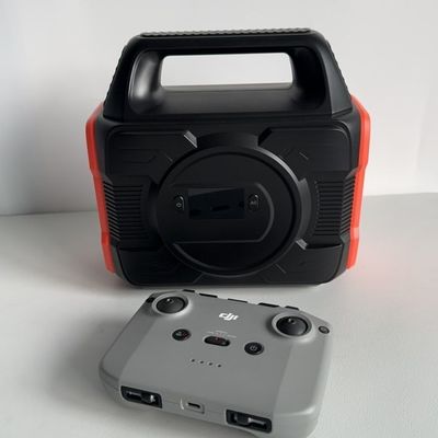 Φορητό σύστημα αποθήκευσης ενέργειας 300W Ανακυκλώσιμο σταθμό ηλεκτρικής ενέργειας για υπαίθριο κάμπινγκ 288wh