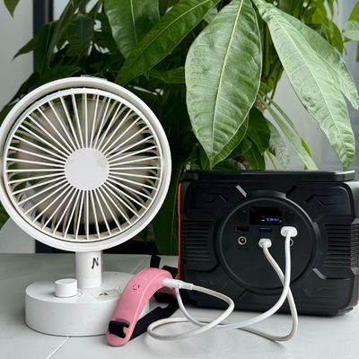 200W φορητό σταθμό ηλεκτρικής ενέργειας με μπαταρία λιθίου για ασύρματη και εξωτερική ηλιακή φόρτιση