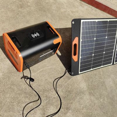 2200W 2400W Ηλιακό σταθμό επαναφορτιζόμενης ηλεκτρικής ενέργειας με μπαταρία λιθίου με ταχεία φόρτιση