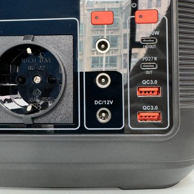 600W 288wh Πολυλειτουργικός Ηλιακός Γεννήτης Μεταφορτωτός Σταθμός Ενέργειας Δικαίωμα επιχειρηματικού μοντέλου