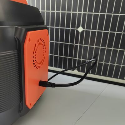 Αγορά Βόρειας Αμερικής 600W/576wh Πολυλειτουργικός ηλιακός γεννήτης με ισχυρά φώτα LED