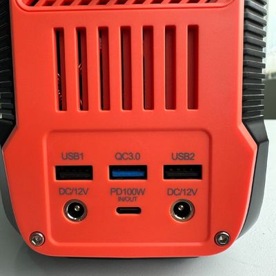 288wh 300W Πολυλειτουργικό φορητό σταθμό ηλεκτρικής ενέργειας με μπαταρία λιθίου για υπαίθρια ζωή