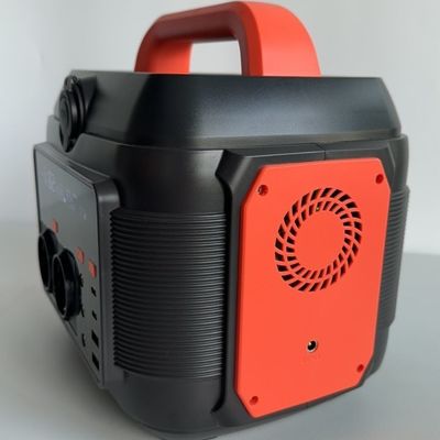 Μεταφορτωτής ηλιακός γεννήτης 600W με τύπου C USB DC AC έξοδος κινητής σταθμού ηλεκτρικής ενέργειας είναι MPPT