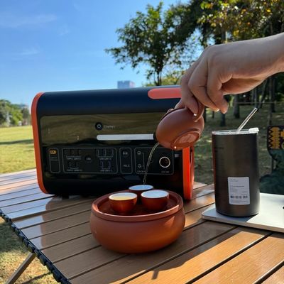 CE Un38.3 MSDS Πιστοποιημένο 230V 300W-2200W Ηλιακό σταθμό ηλεκτρικής ενέργειας για τους λάτρεις του εξωτερικού