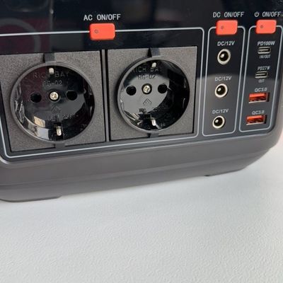 Ηλιακή γεννήτρια 600W για υπαίθριες κατασκηνώσεις και σταθμούς ηλεκτρικής ενέργειας έκτακτης ανάγκης