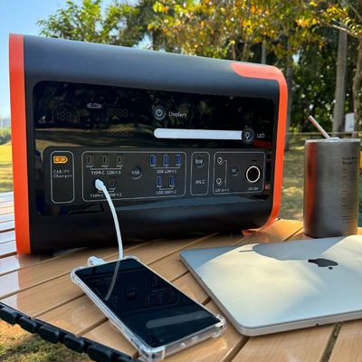 LiFePO4 2200W AT22 Φορητό ηλιακό σταθμό για εφεδρική παροχή ενέργειας σε κατασκηνώσεις