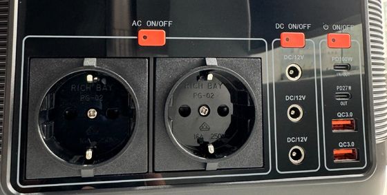 Ζεστό 600W εξωτερικό κάμπινγκ φορητό σταθμό ηλεκτρικής ενέργειας με μπαταρία λιθίου σιδήρου φωσφορικού
