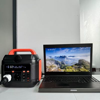 Ζεστό 600W εξωτερικό κάμπινγκ φορητό σταθμό ηλεκτρικής ενέργειας με μπαταρία λιθίου σιδήρου φωσφορικού