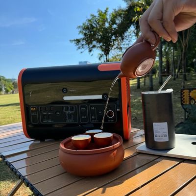 2200W/2400W Εξωτερικό Καμπινγκ Κινητό σταθμό ηλεκτρικής ενέργειας 40ah μπαταρία AC καθαρή έξοδος κύματος sinus