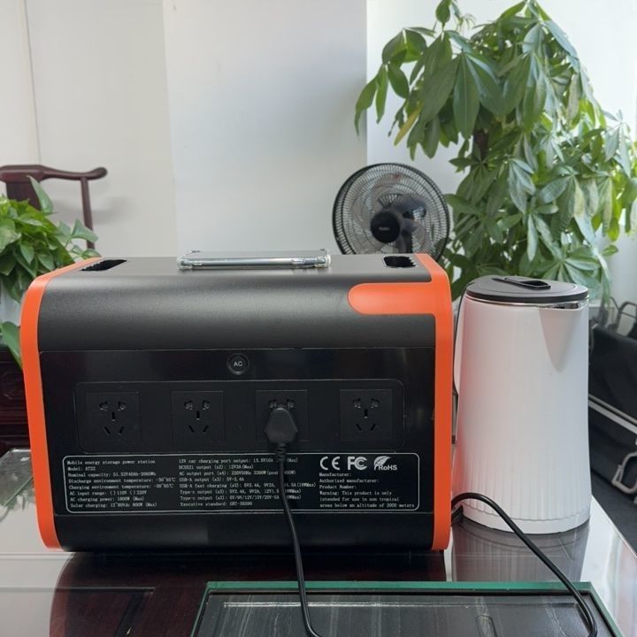 Τύπος C Έκδοση LiFePO4 2200W Ηλιακή γεννήτρια Κύρια ισχύς για υπαίθριο κάμπινγκ