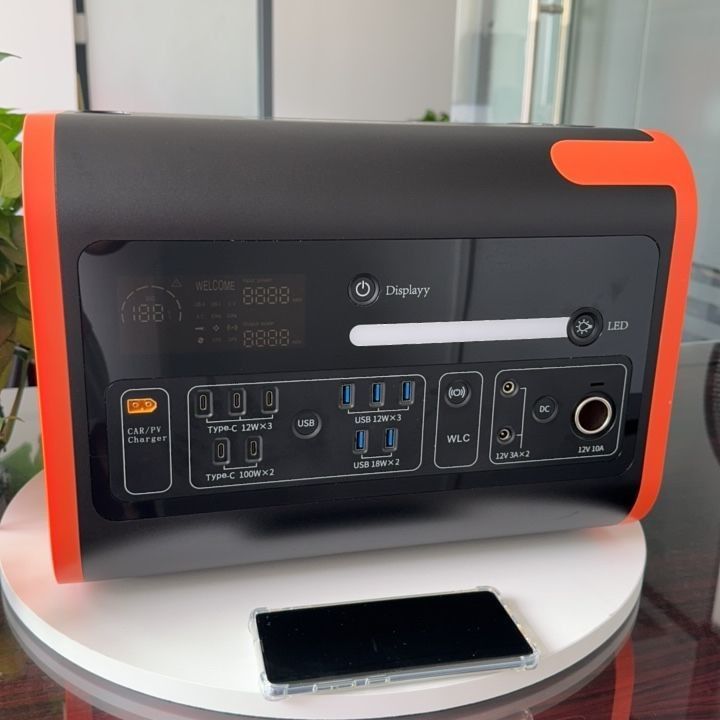 Ηλιακή φόρτιση Αυτοκίνητο LED φωτισμός UPS επαναφορτιζόμενο φορητό σύστημα μετατροπέα σταθμού ηλεκτρικής ενέργειας λιθίου