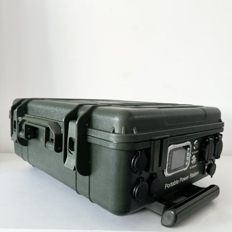 DC58.8V 3000W 6000W 7000W φορητό ηλιακό σταθμό αιολικής ενέργειας με μπαταρία LiFePO4
