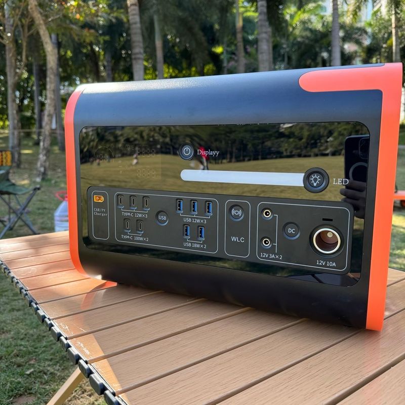 Ηνωμένες Πολιτείες AC Socket 2200W φορητό σταθμό ηλεκτρικής ενέργειας απαραίτητο για εξωτερικές περιπέτειες